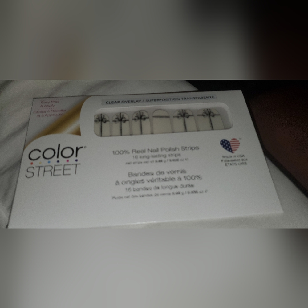 Color Street 100% Real Nail Polish Strips 16 strips All Wrapped Up
